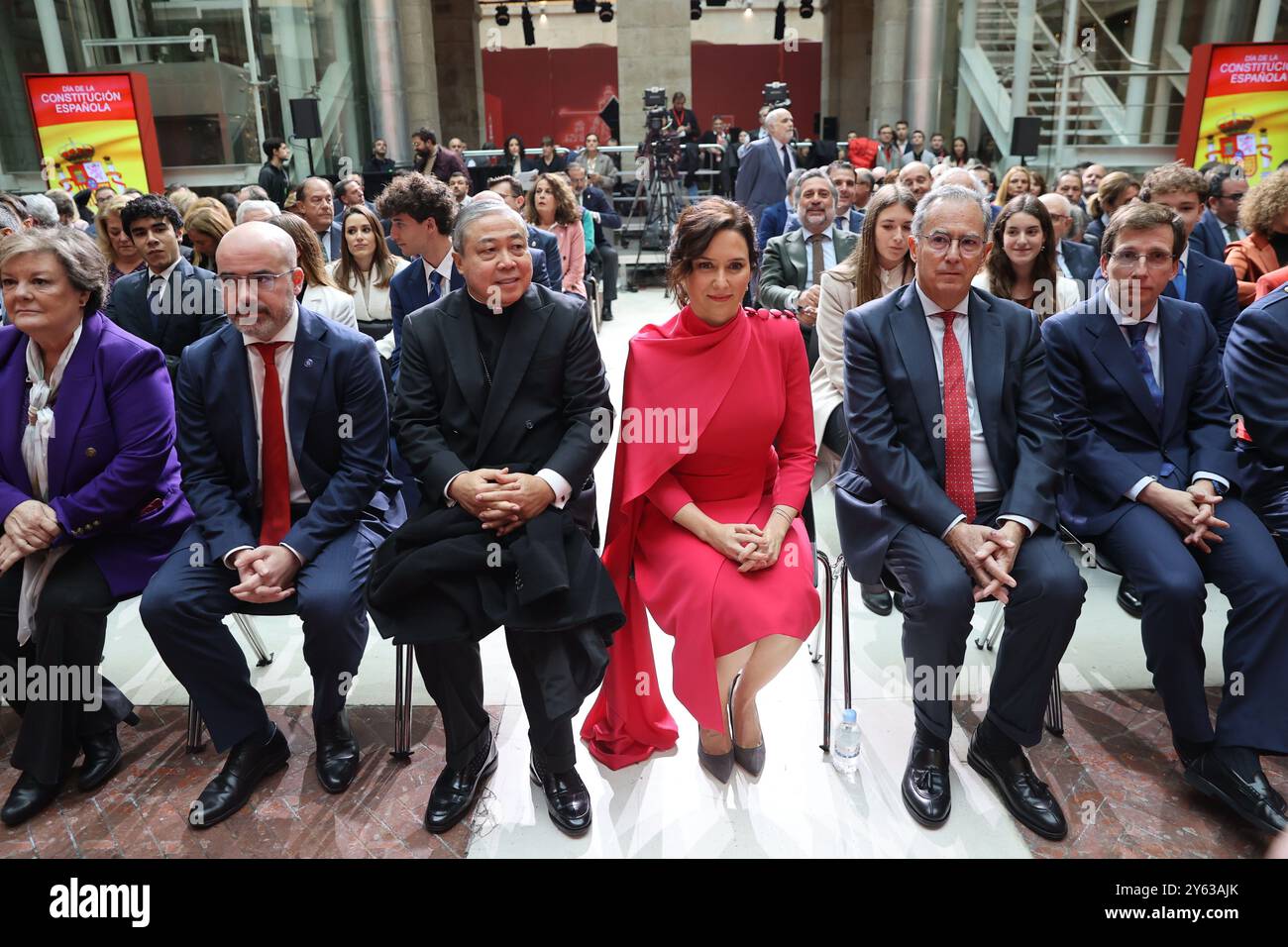 Madrid, 12/04/2023. La Presidente della Comunità di Madrid, Isabel Díaz Ayuso, presiede gli eventi commemorativi del 45° anniversario della Costituzione spagnola presso la Real Casa de Correos, sede del Presidente del governo regionale. Francisco Martín, monsignor Bernardito Cleopas, Isabel Díaz Ayuso, Enrique Ossorio e José Luis Martínez-Almeida. Foto: Jaime García. ARCHDC. Crediti: Album / Archivo ABC / Jaime García Foto Stock
