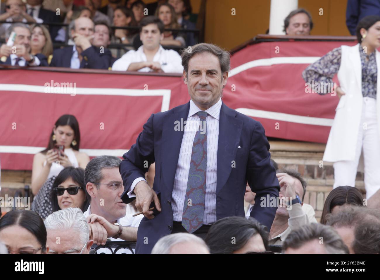 Siviglia, 04/07/2024. Tori di Fermín Bohórquez per i toreri Lama de Góngora, Ruiz Muñoz e Juan Pedro García «Calerito». Nella foto, Miguel Báez «El Litri». Foto: Raúl Doblado. SEGN. ARCHSEV. Crediti: Album / Archivo ABC / Raúl Doblado Foto Stock