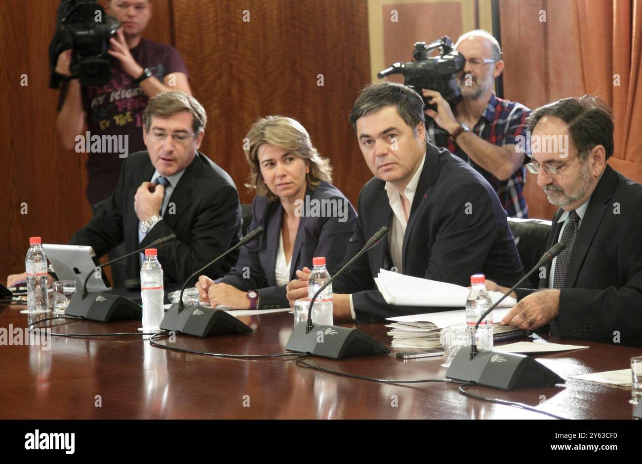 Siviglia, 17/09/2012. Commissione parlamentare sul caso in ESAME al parlamento andaluso. Appare Magdalena Álvarez. Gruppo PP Rafael Carmona, Teresa Ruiz Sillero e gruppo PSOE. Foto: Juan Flores. Archsev. Crediti: Album / Archivo ABC / Juan Flores Foto Stock