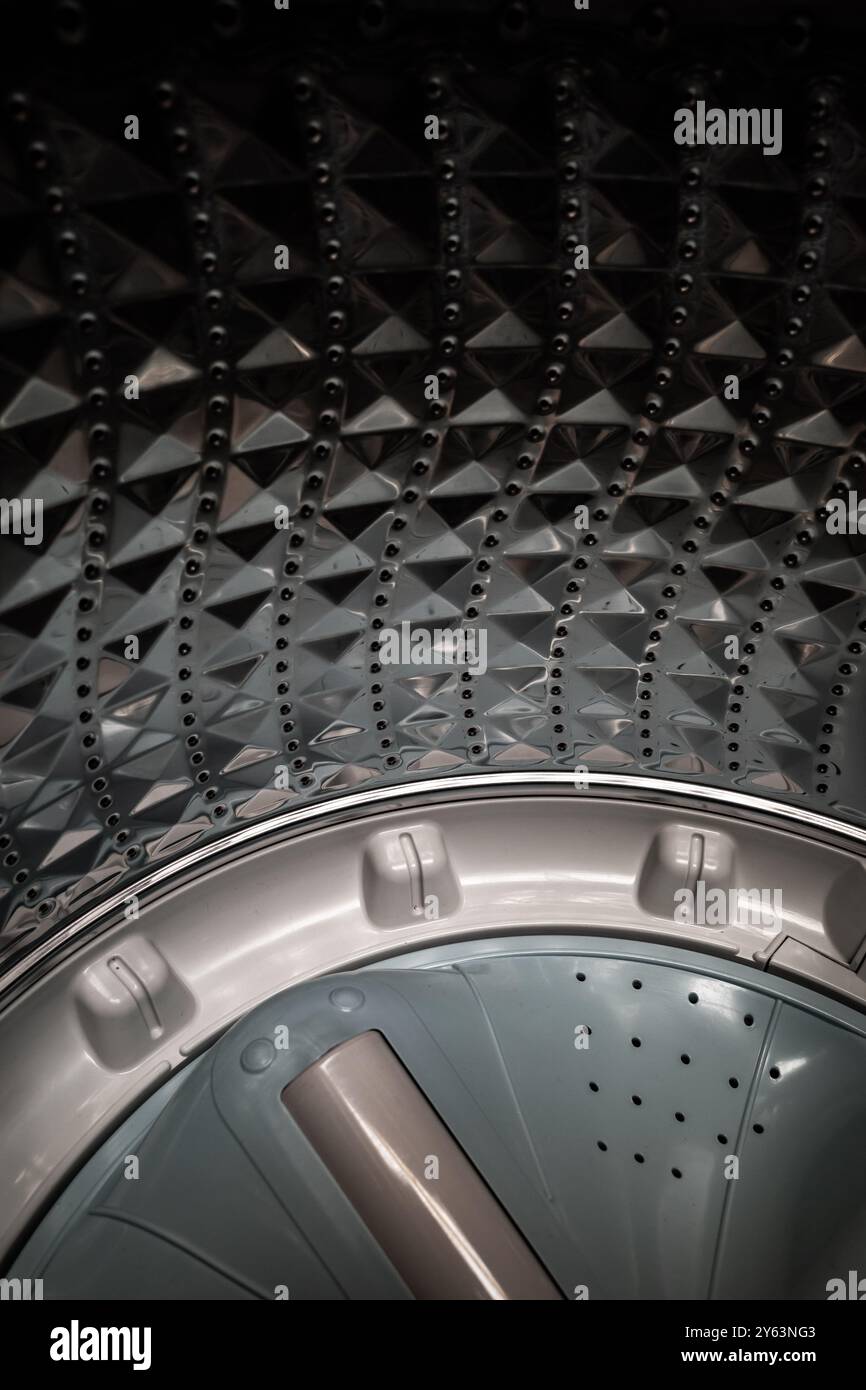 Struttura interna e struttura di una lavatrice con carico superiore Foto Stock