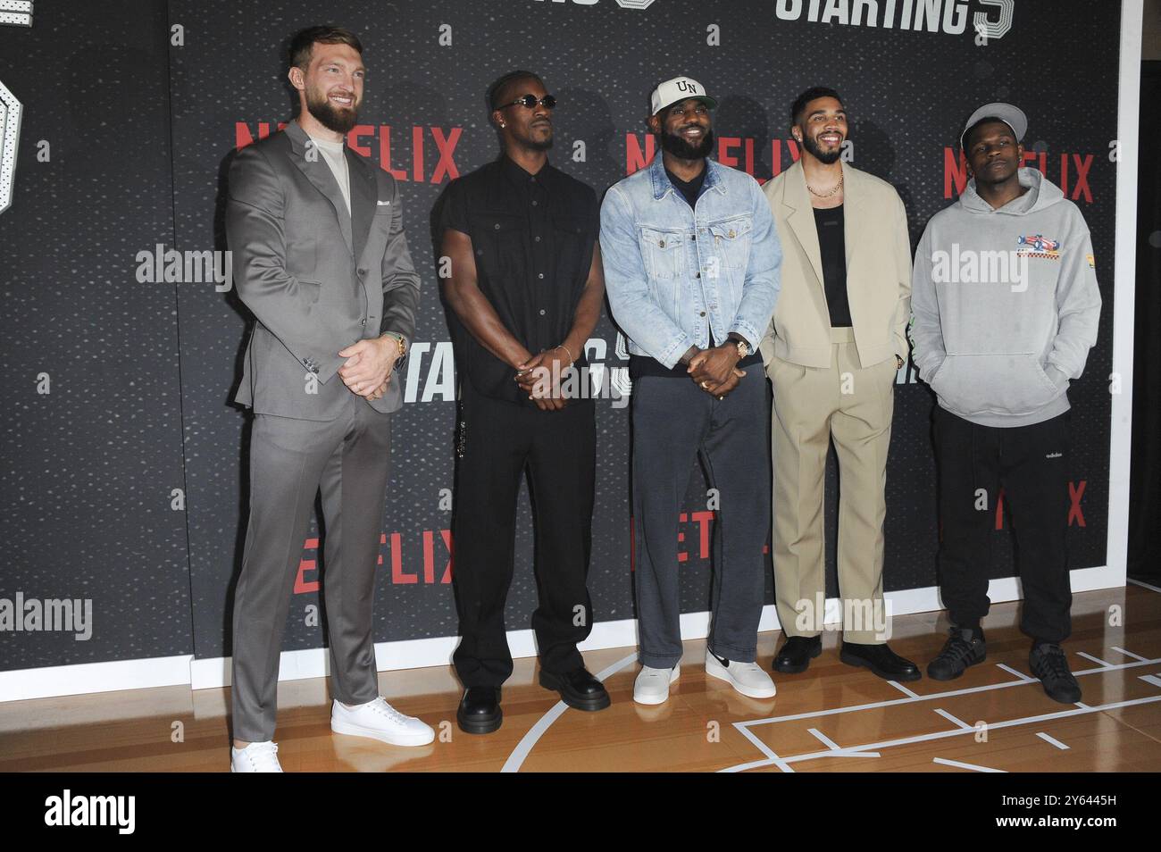 23 settembre 2024 circa. Anthony Edwards, Jimmy Butler, Domantas Sabonis, LeBron James, Jayson Tatum agli arrivi per INIZIARE 5 Premiere, The Egyptian Theatre Hollywood, Los Angeles, CA, 23 settembre 2024. Crediti: Elizabeth Goodenough/Everett Collection/Alamy Live News Foto Stock