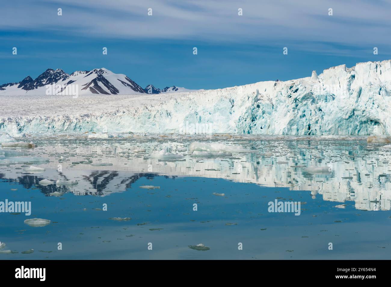 Lilliehook ghiacciaio nel fiordo Lilliehook un ramo del fiordo di croce, isola Spitsbergen, arcipelago delle Svalbard, Norvegia Foto Stock