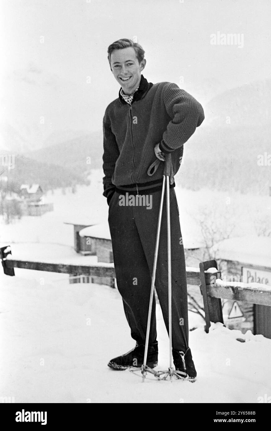 Noel Harrison , figlio di Rex Harrison dopo aver vinto l'annuale British Ski Championship in Svizzera il 18 gennaio 1953 Foto Stock