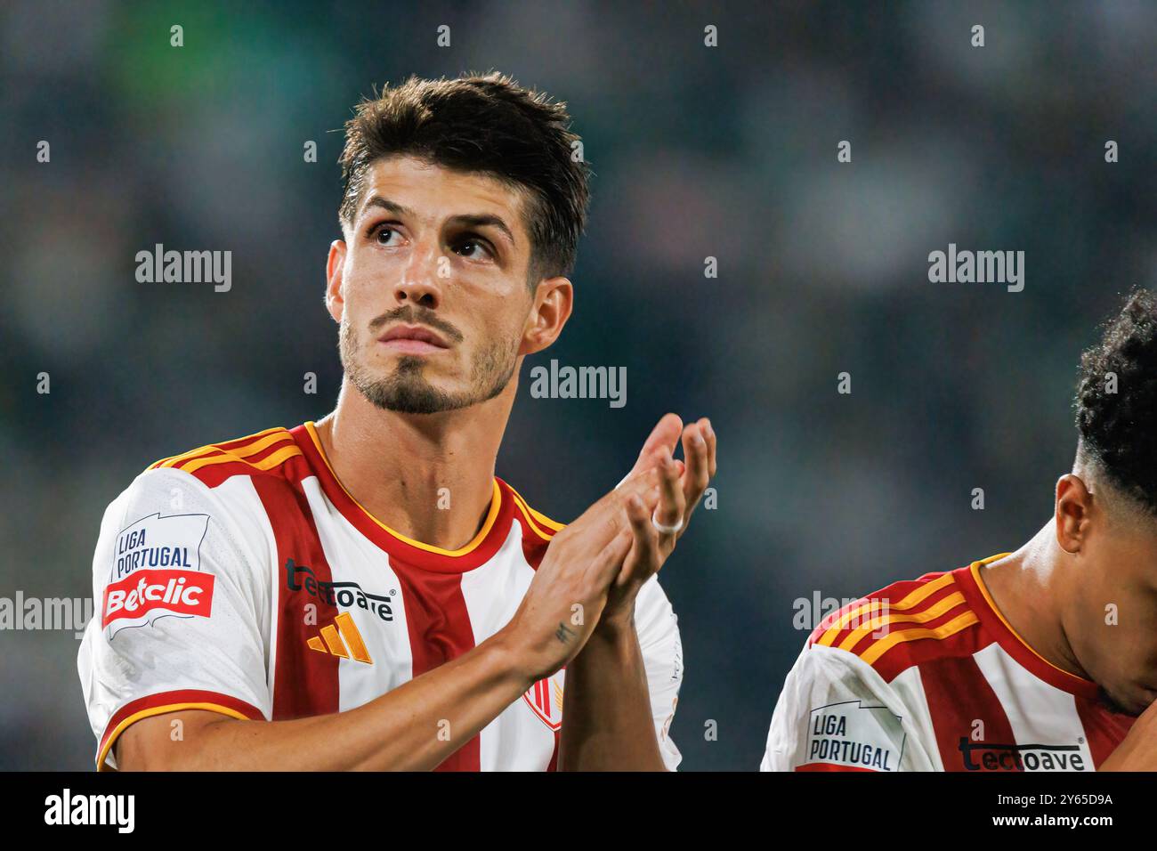 Lisbona, Portogallo. 22 settembre 2024. Lucas Piazon (AVS) visto in azione durante la partita della Liga Portogallo tra le squadre dello Sporting CP e dell'AVS Futebol SAD all'Estadio Jose Alvalade. Punteggio finale 3:0 (foto di Maciej Rogowski/SOPA Images/Sipa USA) credito: SIPA USA/Alamy Live News Foto Stock