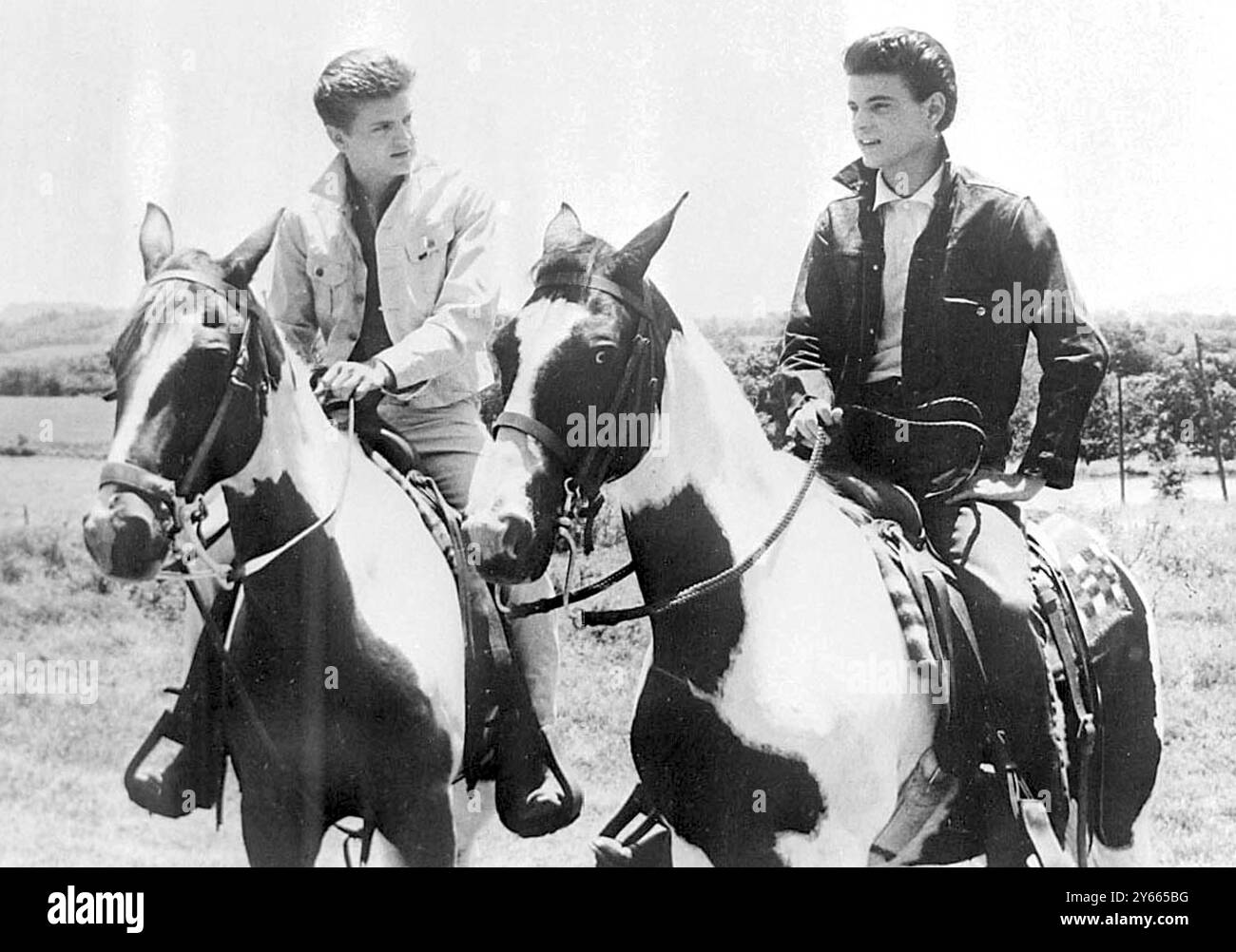 Cantanti americani I FRATELLI EVERLEY cavalcano i cavalli 10 settembre 1959 Foto Stock