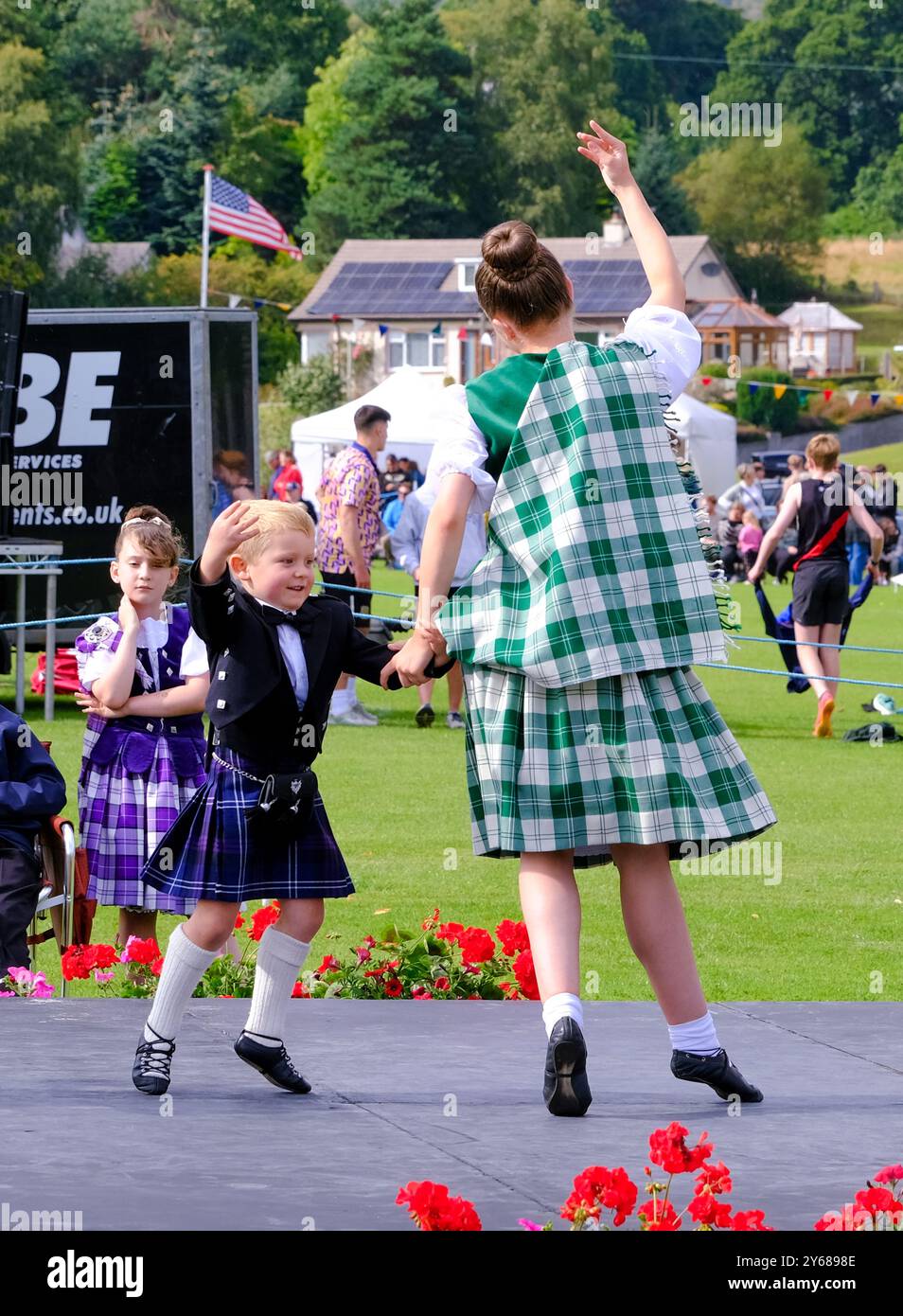 Danza delle Highland al Glenurquhart Highland Gathering and Games, Drumnadrochit Foto Stock