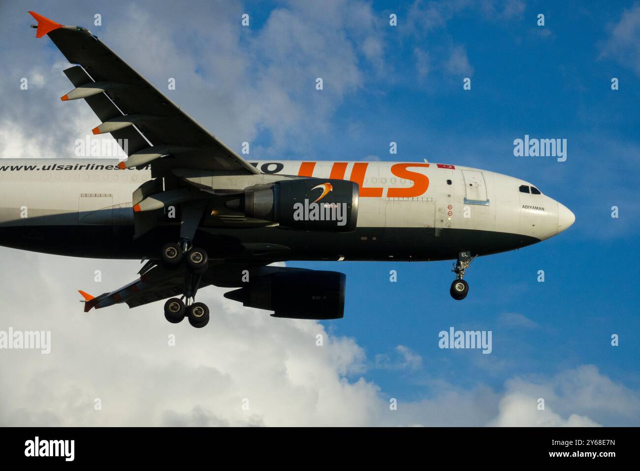 Turkish ULS Airlines Cargo Airbus A310 aereo aereo Jet Air Transport Logistics Freighter Foto Stock