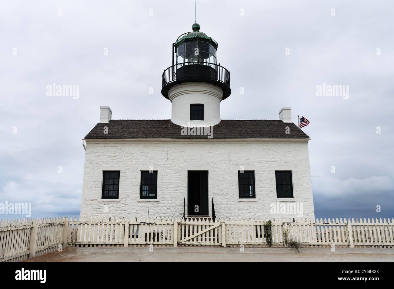 Edificio storico del faro presso il Cabrillo National Monument Park a San Diego, California. Foto Stock