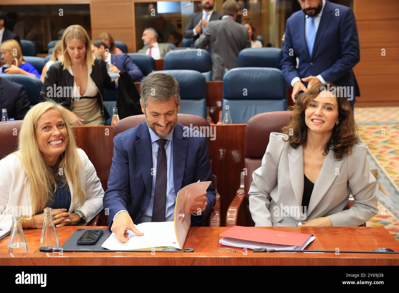 Madrid, 12/09/2024. Assemblea di Madrid. Primo giorno del dibattito sullo stato della regione con l'intervento del presidente del CAM, Isabel Díaz Ayuso. Foto: Jaime García. ARCHDC. Crediti: Album / Archivo ABC / Jaime García Foto Stock