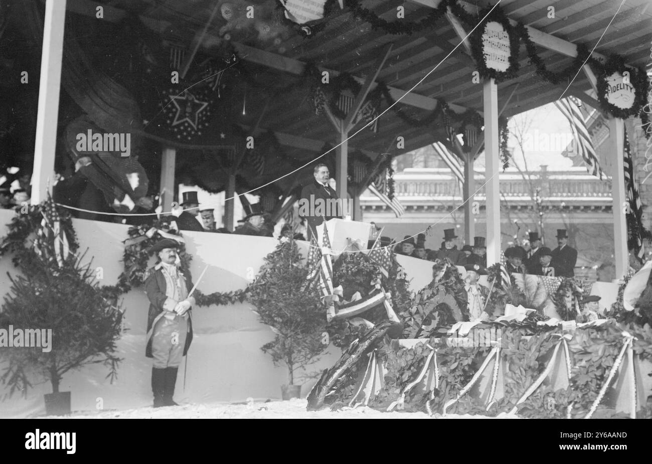 Sec. Dickinson a von Steuben Unveiling, Glass negative, 1 negativo: Vetro; 5 x 7 pollici o più piccolo. Foto Stock