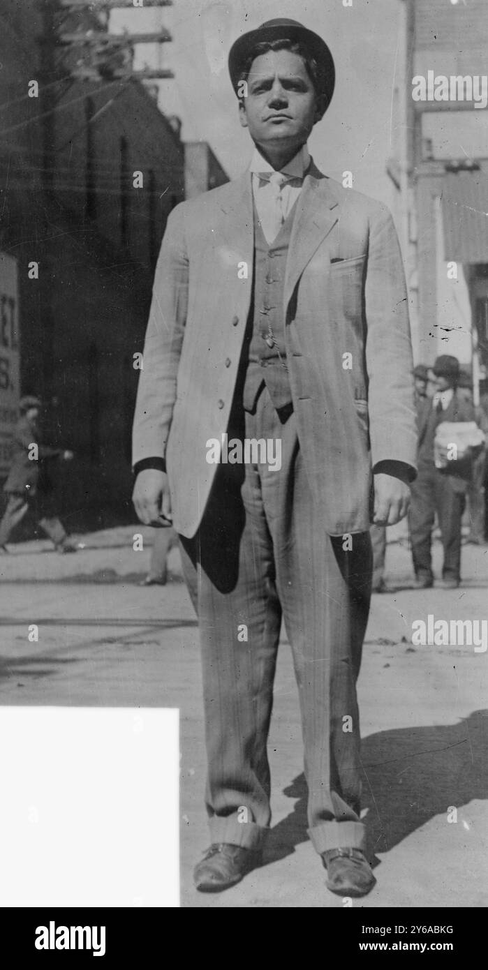 Gen. B. Hernandez, la fotografia mostra il generale Braulio Hernandıez durante la Rivoluzione messicana., tra CA. 1910 e CA. 1915, Glass negative, 1 negativo: Vetro; 5 x 7 pollici o più piccolo. Foto Stock