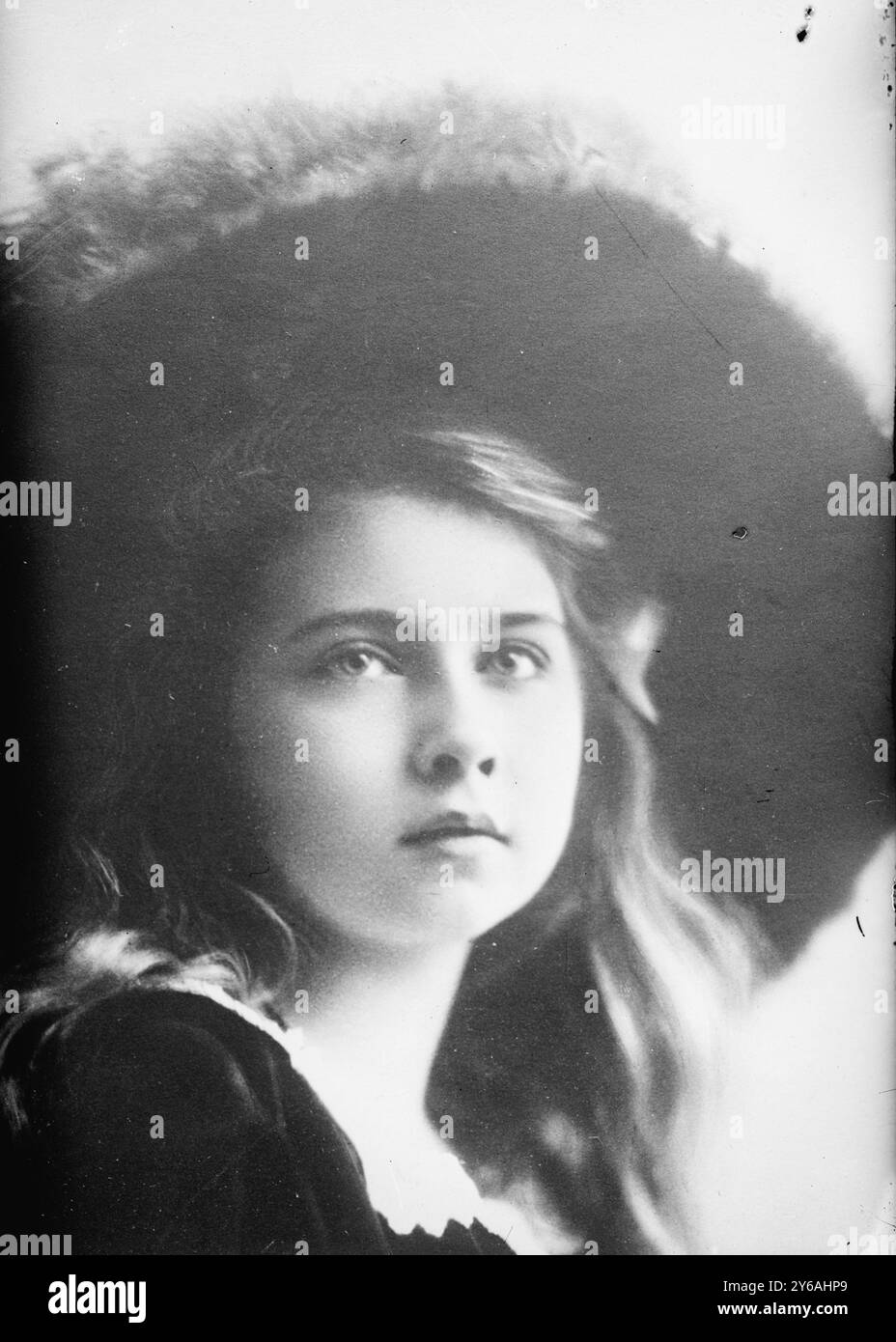 Principessa Maria, Romania, foto mostra la principessa Maria (Mignon) di Romania (1900-1961) che sposò re Alessandro i nel 1922 e divenne regina madre della Jugoslavia nel 1934., tra il 1910 ca. E il 1915 ca., Glass negatives, 1 negative: Glass; 5 x 7 poll. o più piccolo. Foto Stock