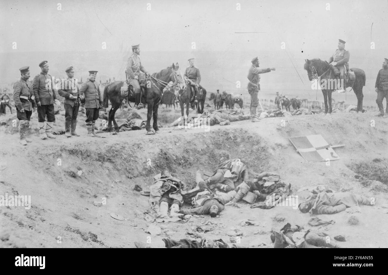 Sul campo di battaglia, Adrianopoli, foto relative alla Battaglia di Adrianopoli, 1912-13, prima guerra balcanica., 1912?, Adrianopoli, negativi del vetro, 1 negativo: vetro; 5 x 7 pollici o più piccolo. Foto Stock