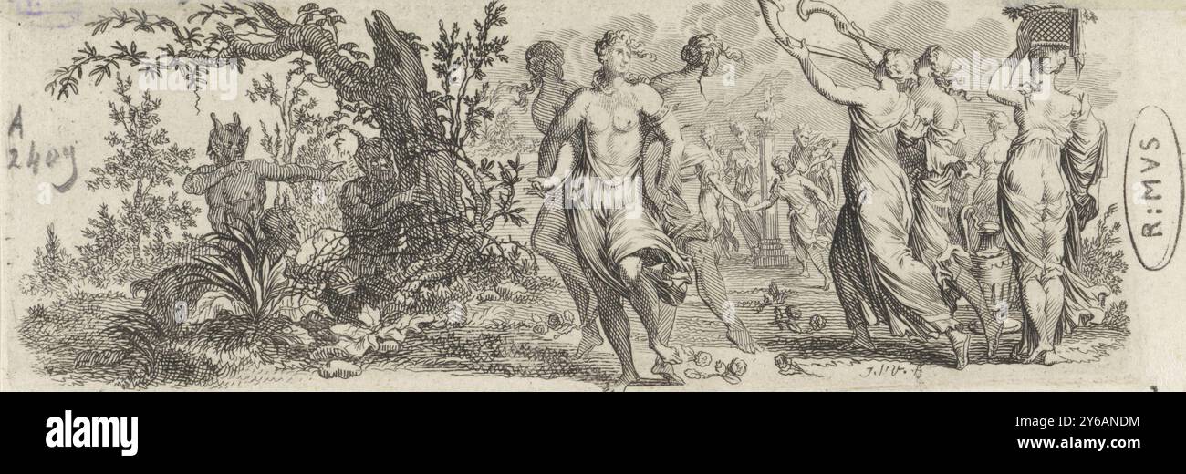 Ninfe danzanti guardate da satiri, stampa, tipografo: Jan van Vianen, (menzionata sull'oggetto), editore: Francois Halma, (menzionata sull'oggetto), Amsterdam, 1701, carta, incisione, incisione, altezza, 45 mm x larghezza, 128 mm Foto Stock