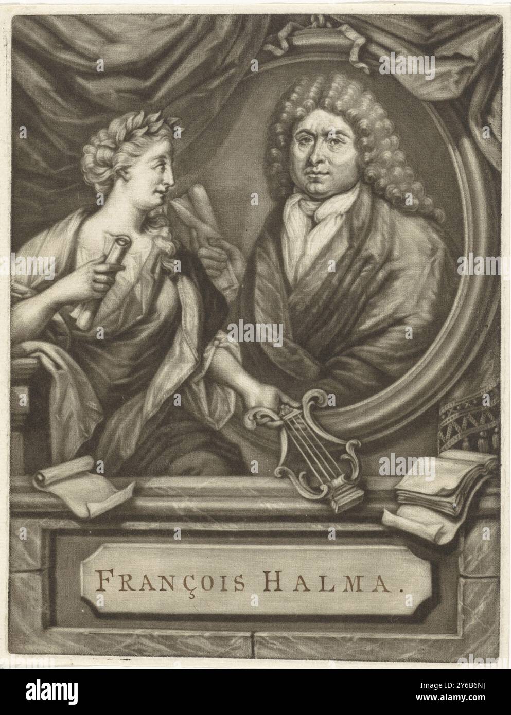 Ritratto di Francesco Halma, poeta, tipografo ed editore Francesco Halma con un rotolo di carta in mano. Accanto a lui c'è una scultura di una donna con una lira e un rotolo di carta., stampa, tipografo: Arnoud van Halen, Amsterdam, 1673 - 1732, carta, incisione, altezza, 186 mm x larghezza, 141 mm Foto Stock