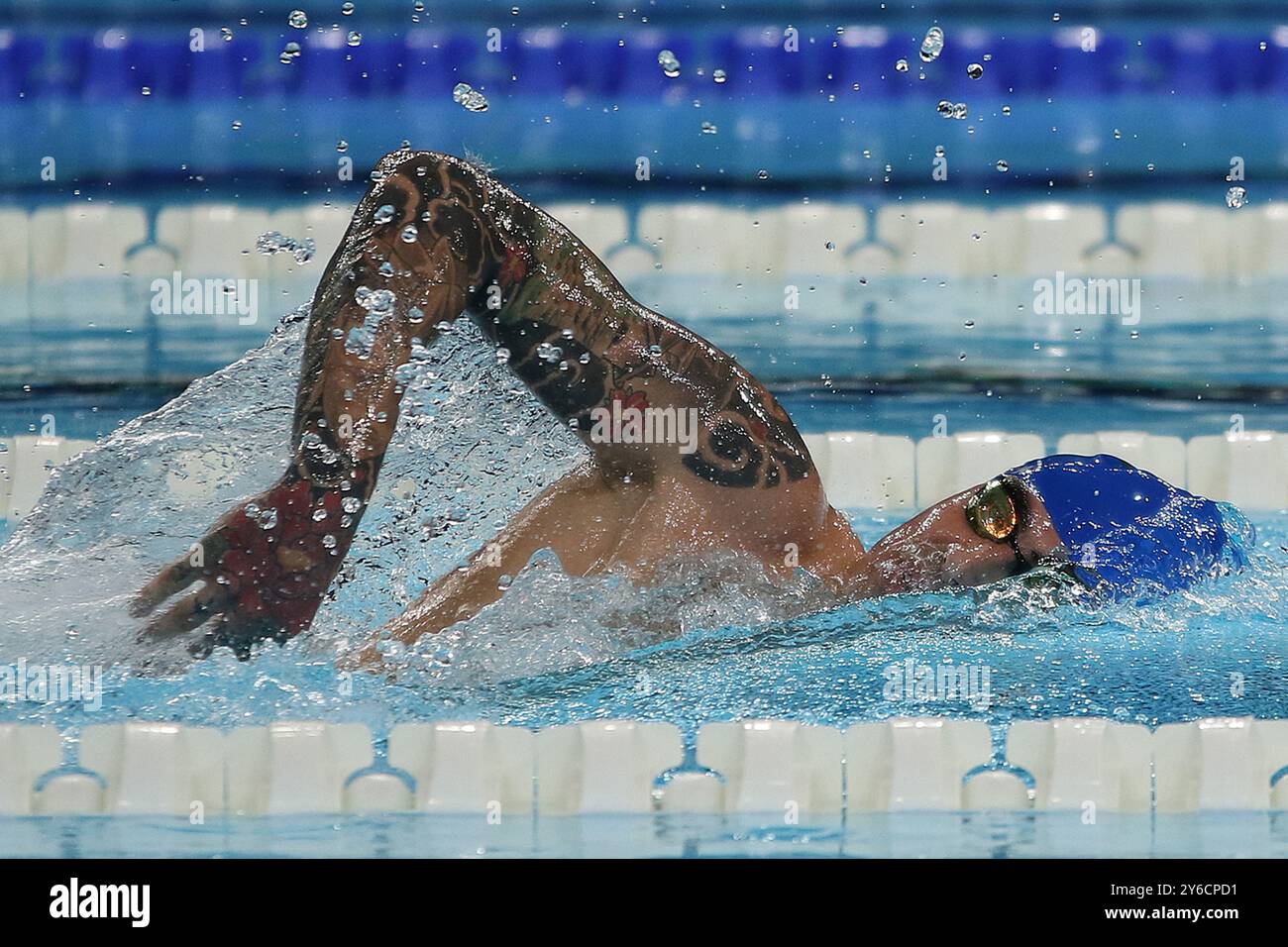 Talisson Henrique GLOCK (SM6) del Brasile nella Para Swimming Men's 200m Individual Medley - SM6 Heats alla Défense Arena di Parigi, Francia alle partite Paralimpiche del 2024. Foto Stock