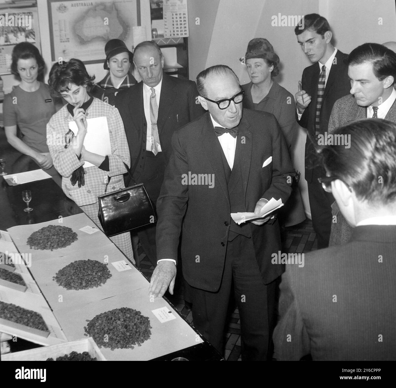 GORDON H C MILLS DELLA AUSTRALIAN DRIED FRUITS BOARD A LONDRA / ; 4 NOVEMBRE 1963 Foto Stock