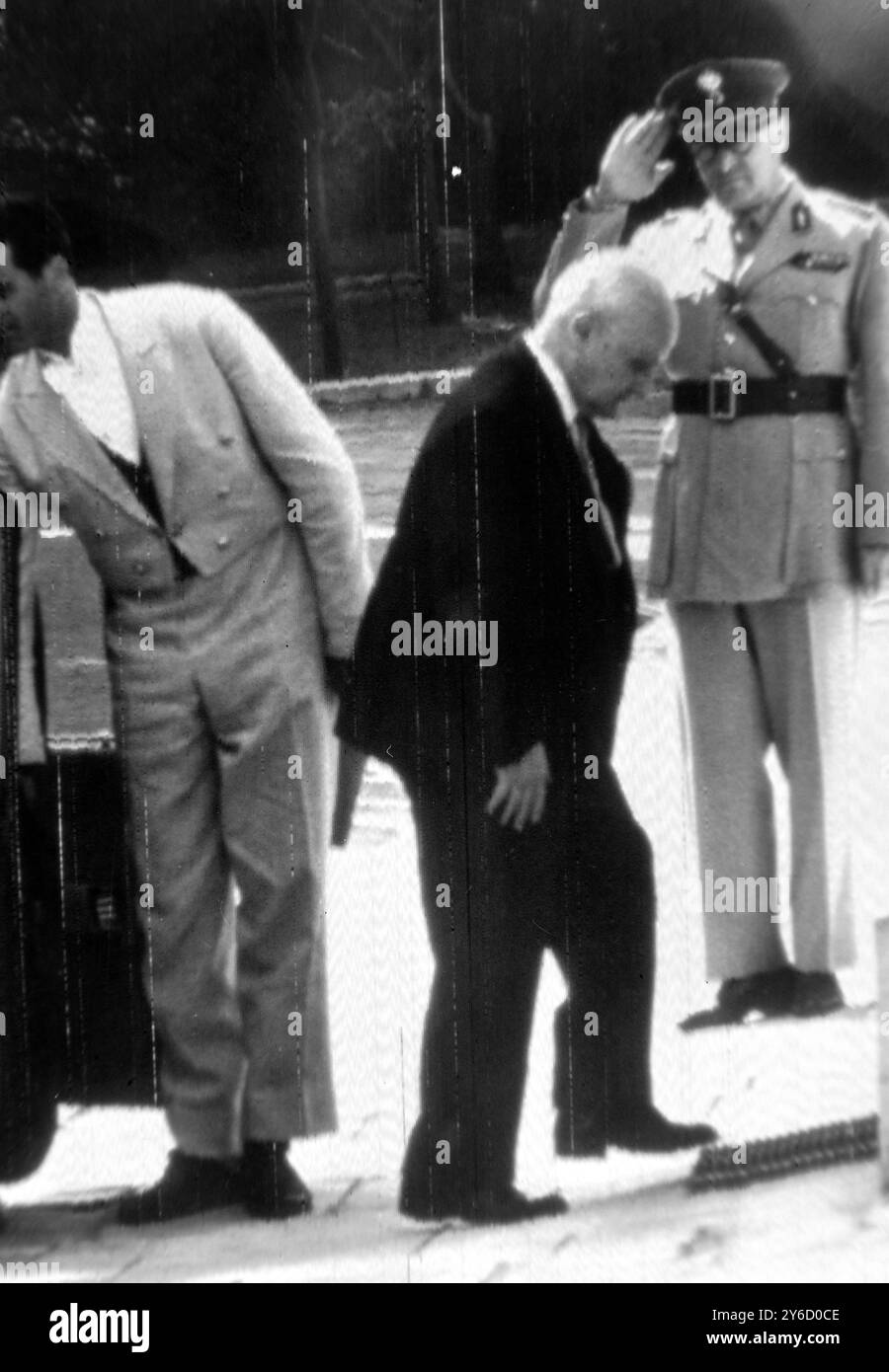 GOVERNMENT PREMIER PANAYIOTI PIPINELIS AL PALAZZO REALE DI ATENE, GRECIA; 25 SETTEMBRE 1963 Foto Stock