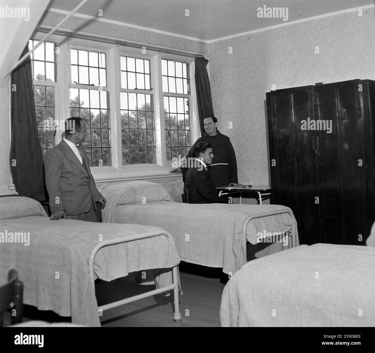 NEW MALTA CATHOLIC CENTER IN EAST INDIA DOCK, LONDRA; 12 LUGLIO 1963 Foto Stock