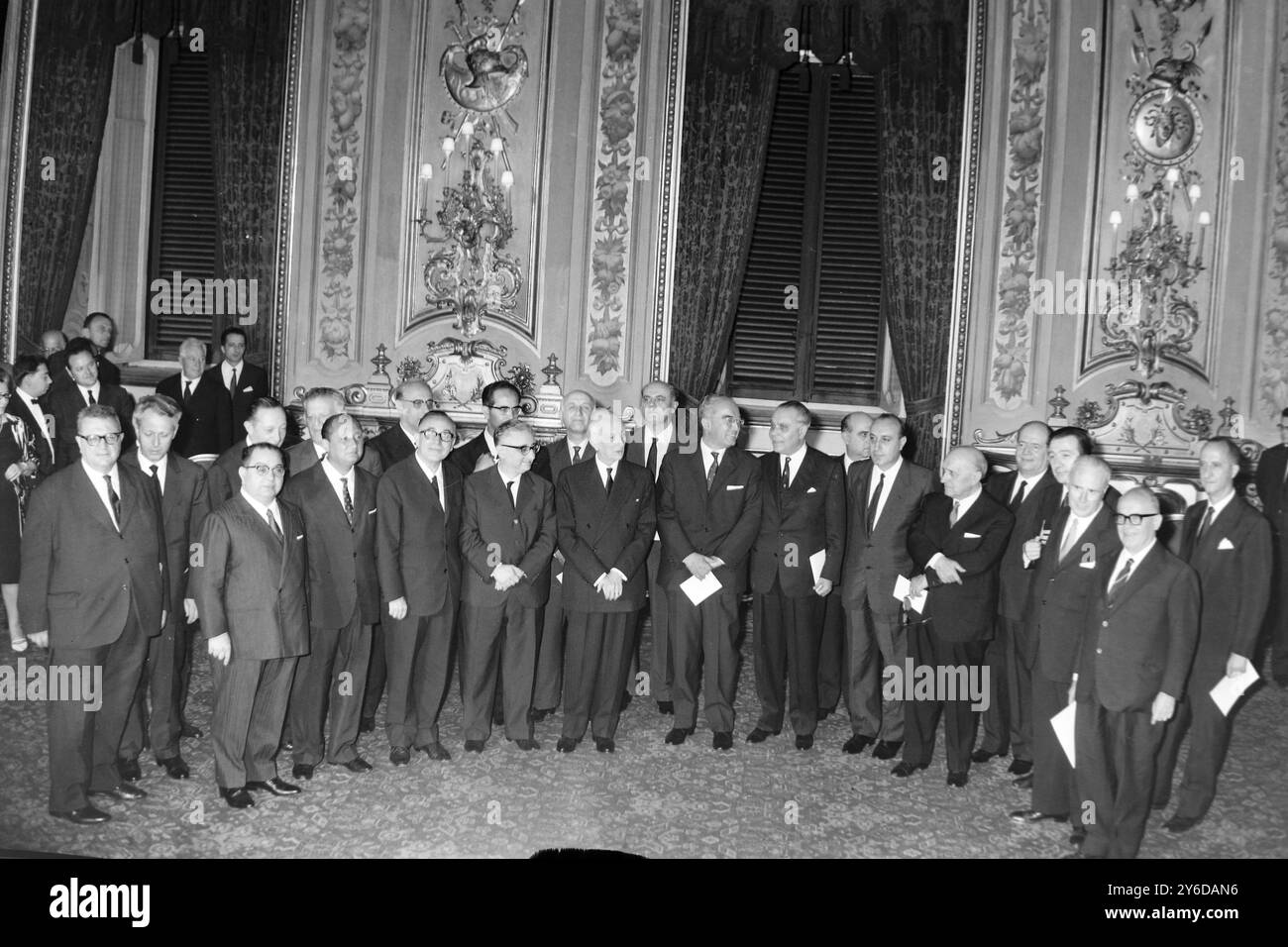 NUOVO GABINETTO DI GOVERNO ITALIANO A ROMA, ITALIA / ; 23 GIUGNO 1963 Foto Stock