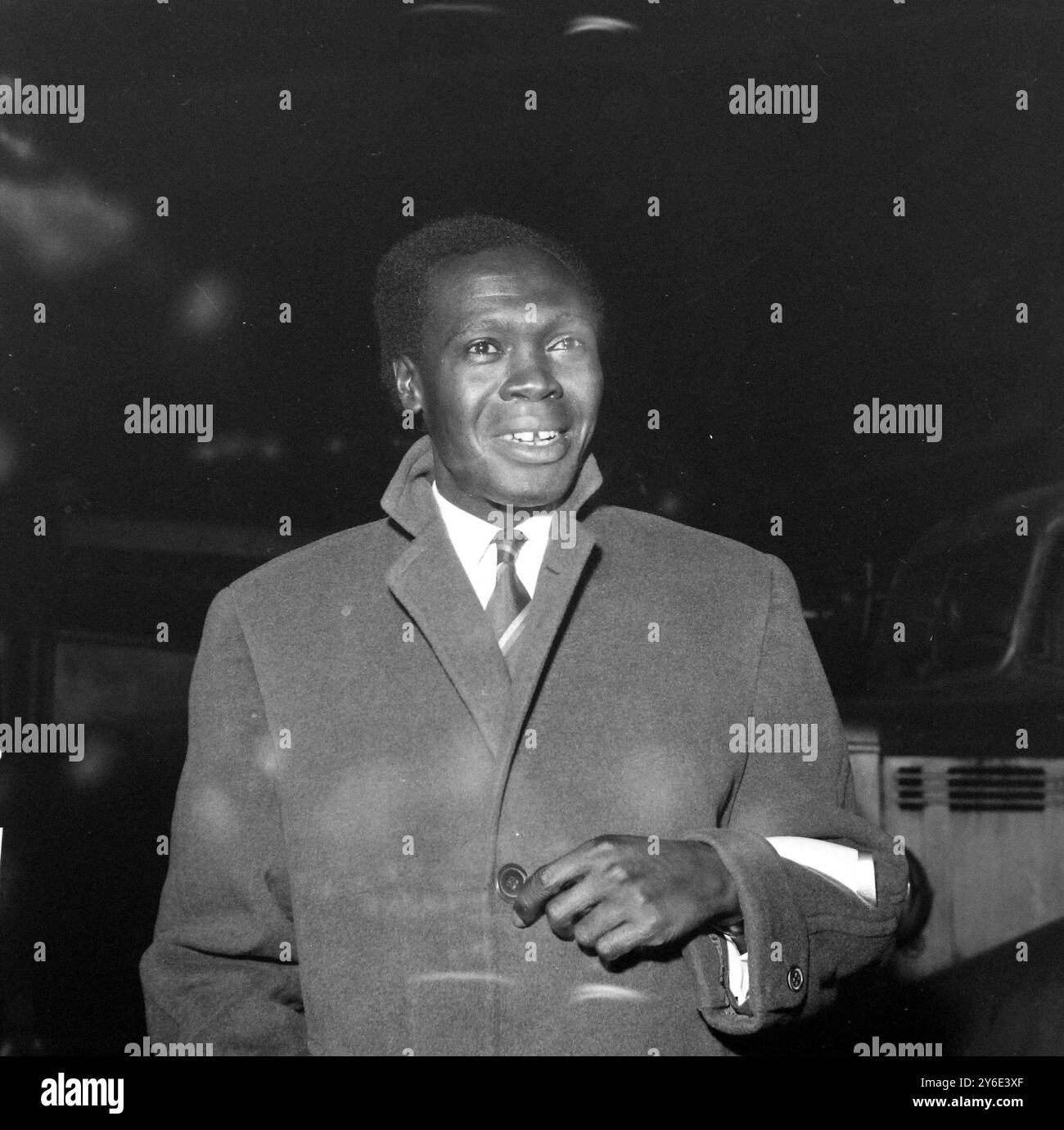 MILTON OBOTE ALL'AEROPORTO DI LONDRA /; 22 GENNAIO 1963 Foto Stock