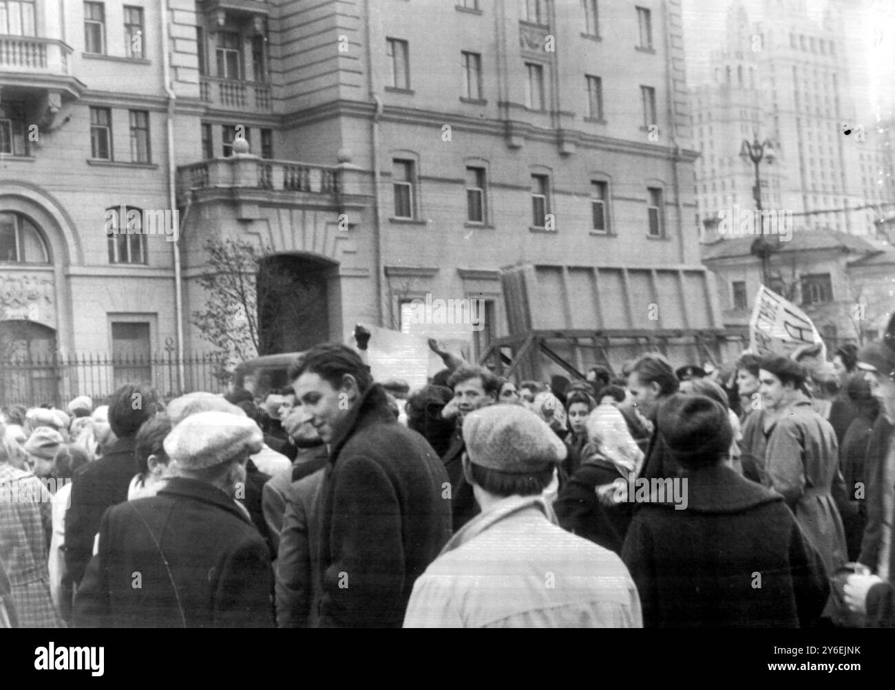 DIMOSTRAZIONE ANTI BLOCCO CUBANO DIMOSTRAZIONE AMBASCIATA DEGLI STATI UNITI ; 24 OTTOBRE 1962 Foto Stock