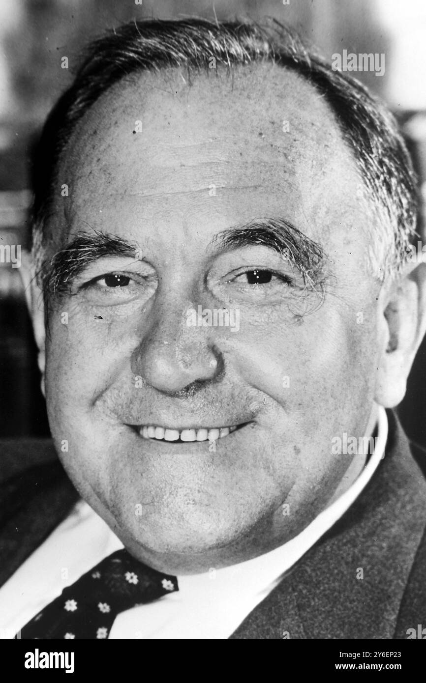 ROY WELENSKY - RITRATTO DEL PRIMO MINISTRO, MEMBRO DEL GOVERNO DELLA RHODESIA E DEL NYASALAND; 10 OTTOBRE 1962 Foto Stock