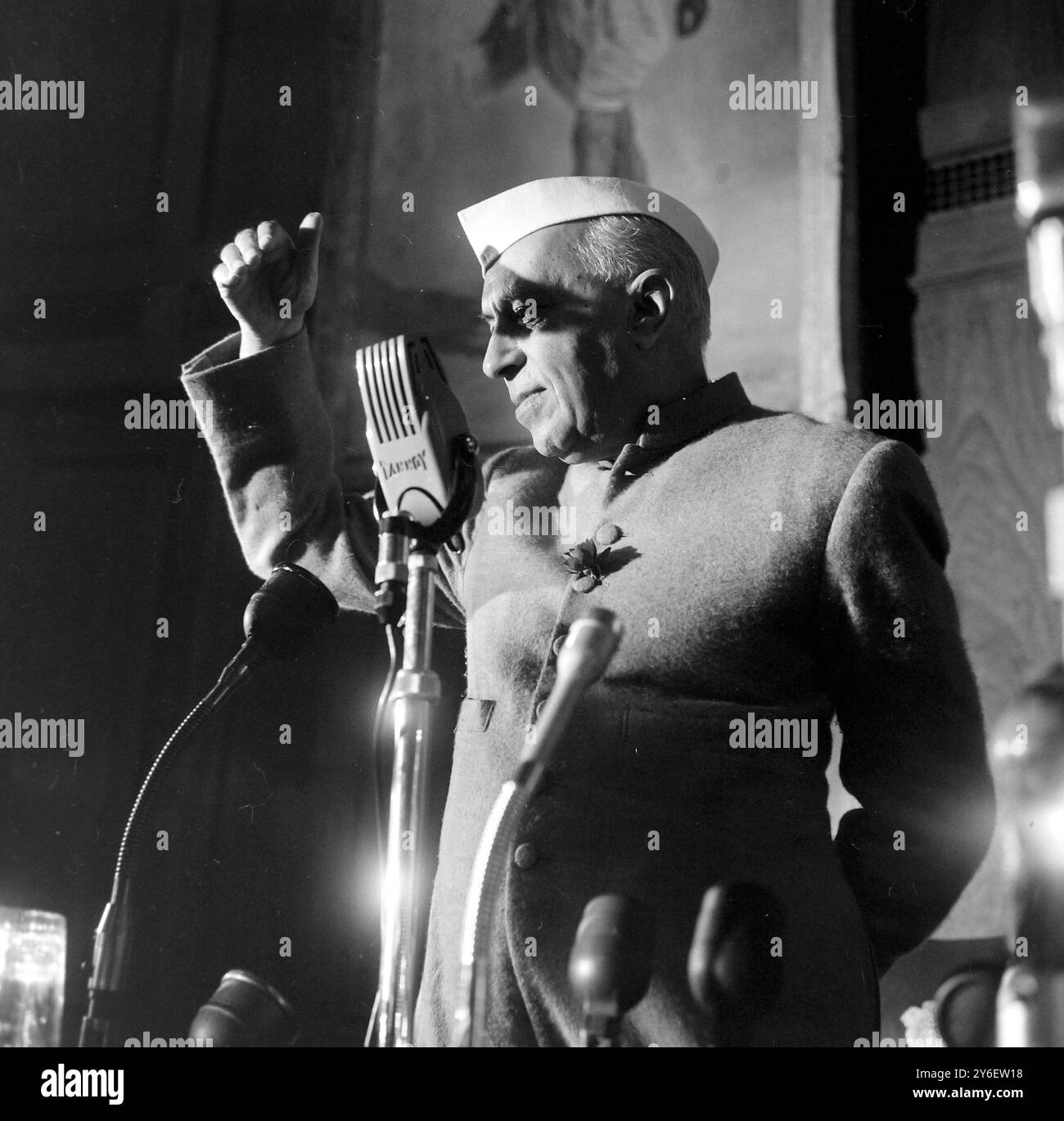 CONFERENZA STAMPA INDIAN PREMIER PANDIT JAWAHARLAL NEHRU A LONDRA; 20 SETTEMBRE 1962 Foto Stock