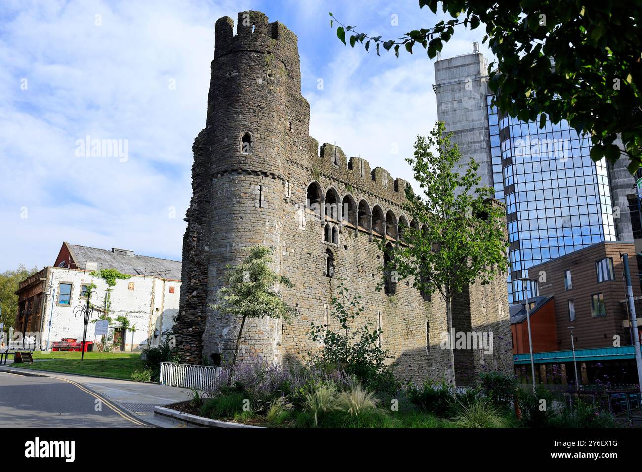 Resti di Swansea Castle, Swansea, Galles del Sud. Foto Stock