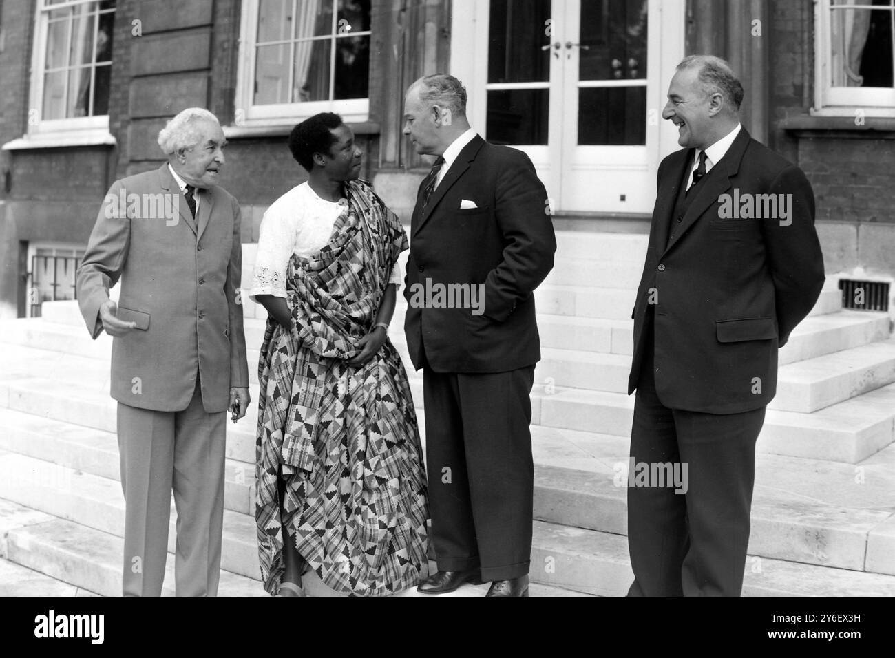 KEITH HOLYOAKE E ALEXANDER BUSTAMANTE ALLA CONFERENZA A LONDRA /; 10 SETTEMBRE 1962 Foto Stock