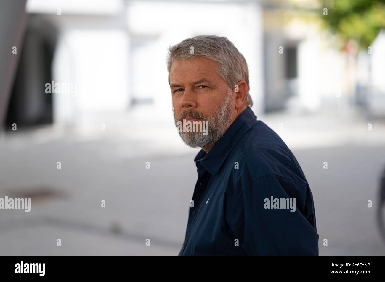 Ritratto dell'uomo barbuto con i capelli grigi, fotografo Andreas contro Mallinckrodt Foto Stock