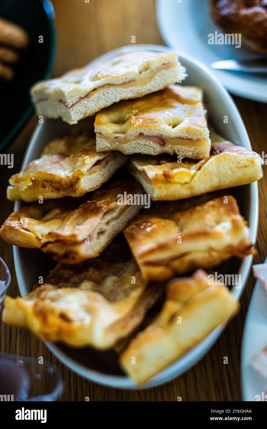 Focaccia tradizionale, l'antica ricetta ligure. Foto Stock