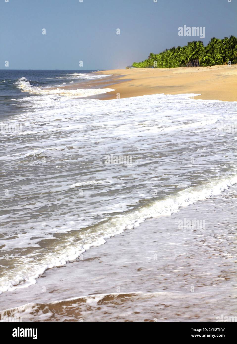 Splendida spiaggia oceanica in India Foto Stock