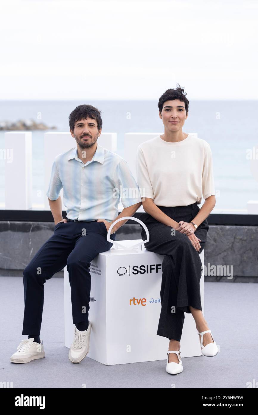 Pedro Martín Calero e Isabel Peña hanno partecipato a "El Llanto" Photocall durante il 72° Festival Internazionale del Cinema di San Sebastian al Palazzo Kursaal il 25 settembre 2024 a Donostia / San Sebastian, Spagna. Foto Stock