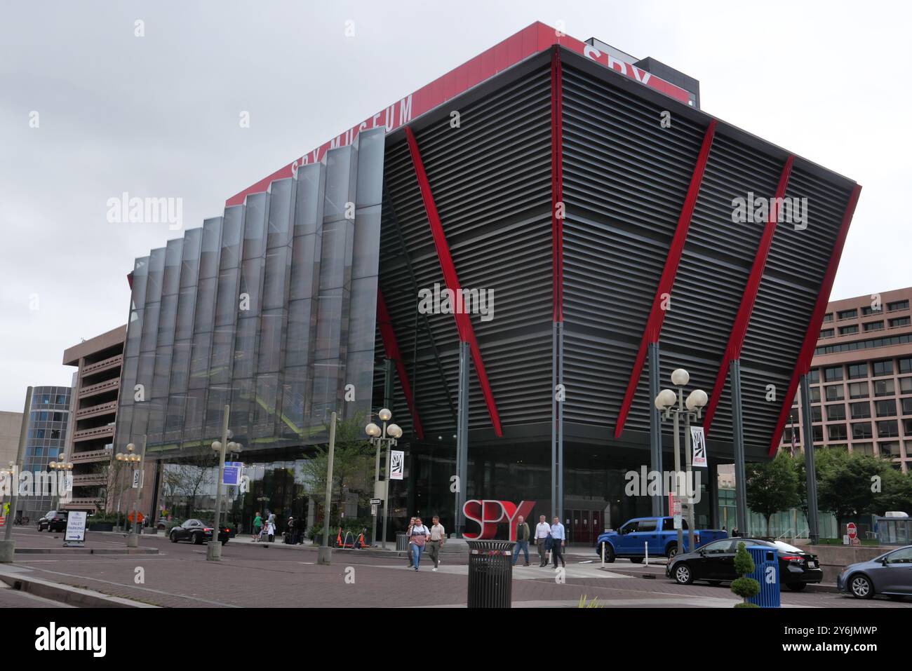 UNA VISTA ESTERNA DEL MUSEO INTERNAZIONALE DELLE SPIE Foto Stock