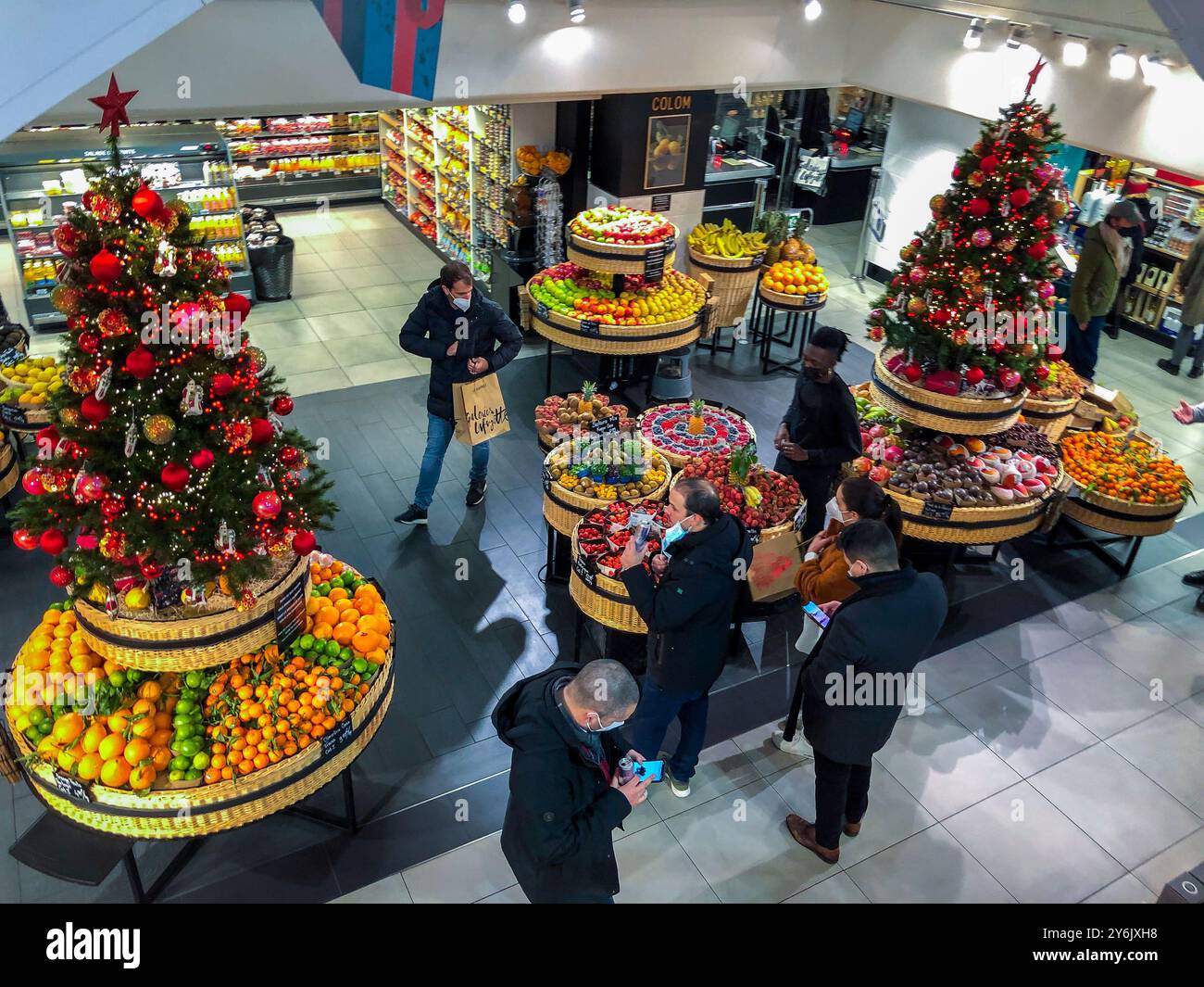 Parigi, Francia, gente affollata Shopping all'interno delle Galeries Lafayette » grandi magazzini francesi, cibo, « Gourmet » Foto Stock