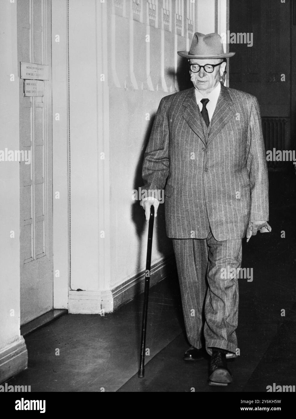 Juho Kusti Paasikivi 7° Presidente della Finlandia (1946-1956). Fu anche primo ministro della Finlandia (1918 e 1944-1946), e fu generalmente una figura influente nell'economia e nella politica finlandese per oltre cinquant'anni. È particolarmente ricordato come uno dei principali artefici della politica estera finlandese dopo la seconda guerra mondiale. Credito: TopFoto.co.uk Foto Stock