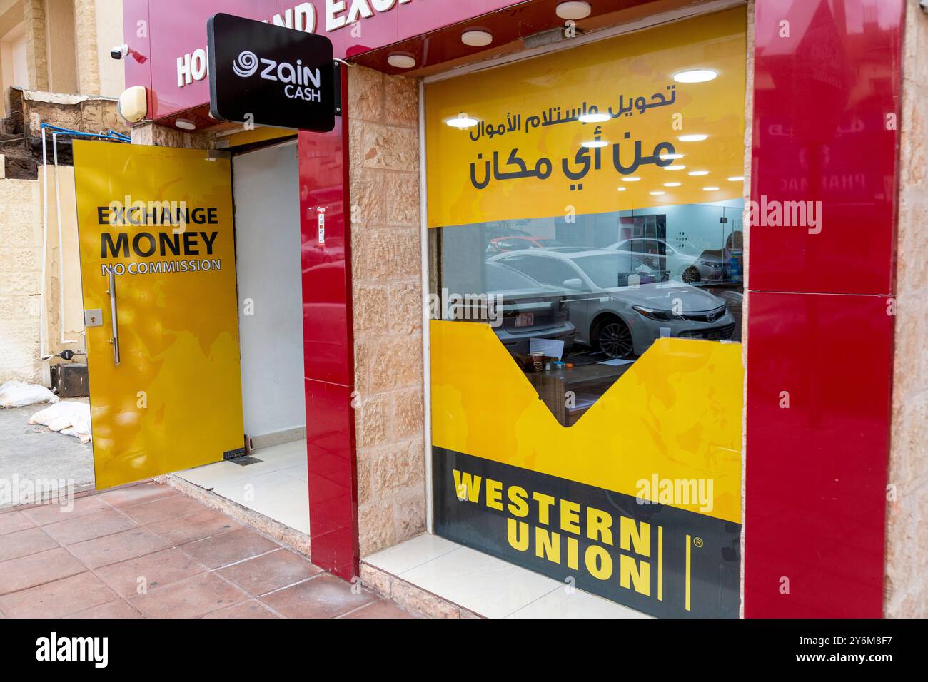Giordania. WESTERN Union e Zain Cash ad Aqaba Foto Stock