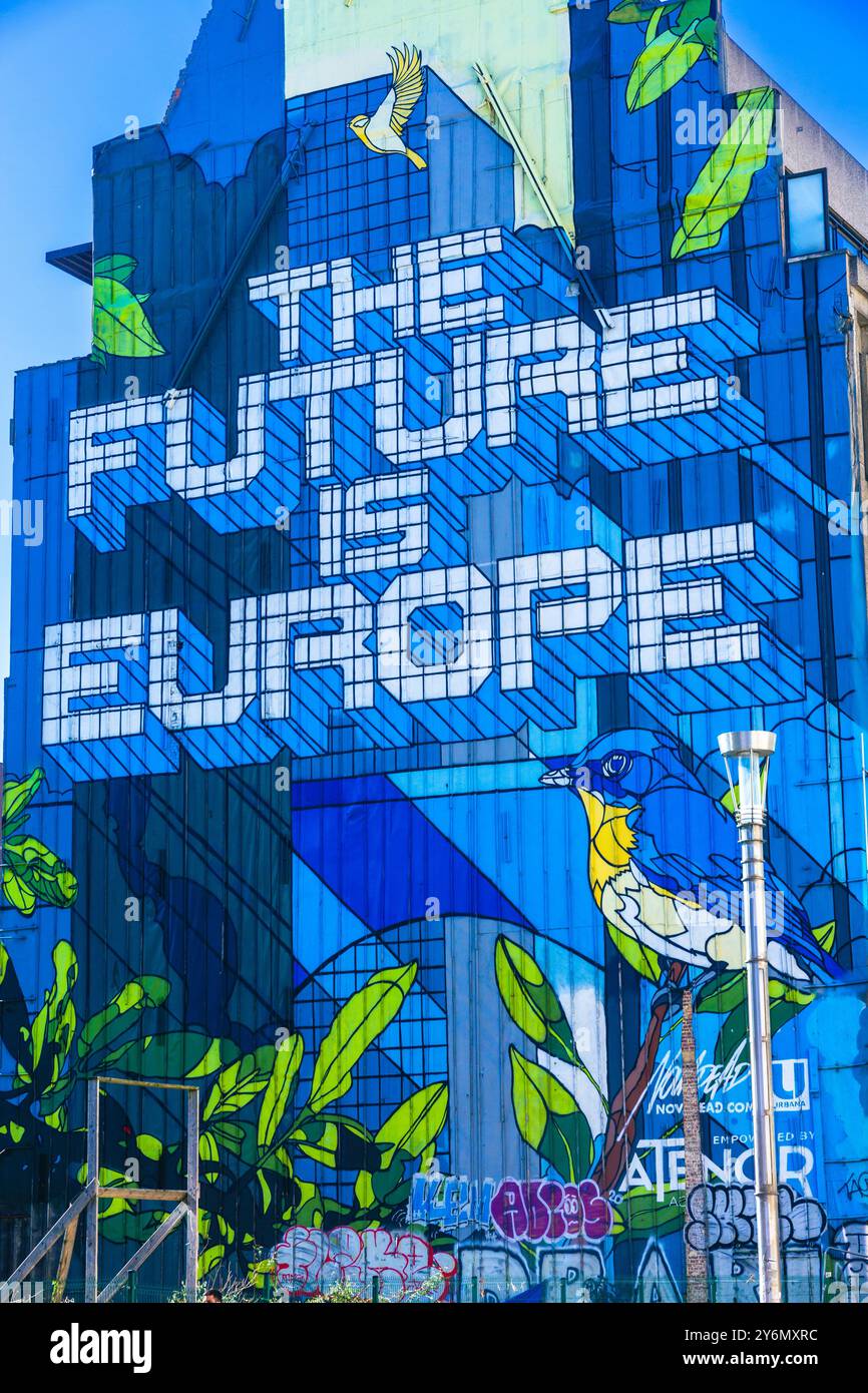 Europa, Belgio, Bruxelles. Costi vicino alla Commissione europea per un edificio: Il futuro è l'Europa. Novadead Foto Stock