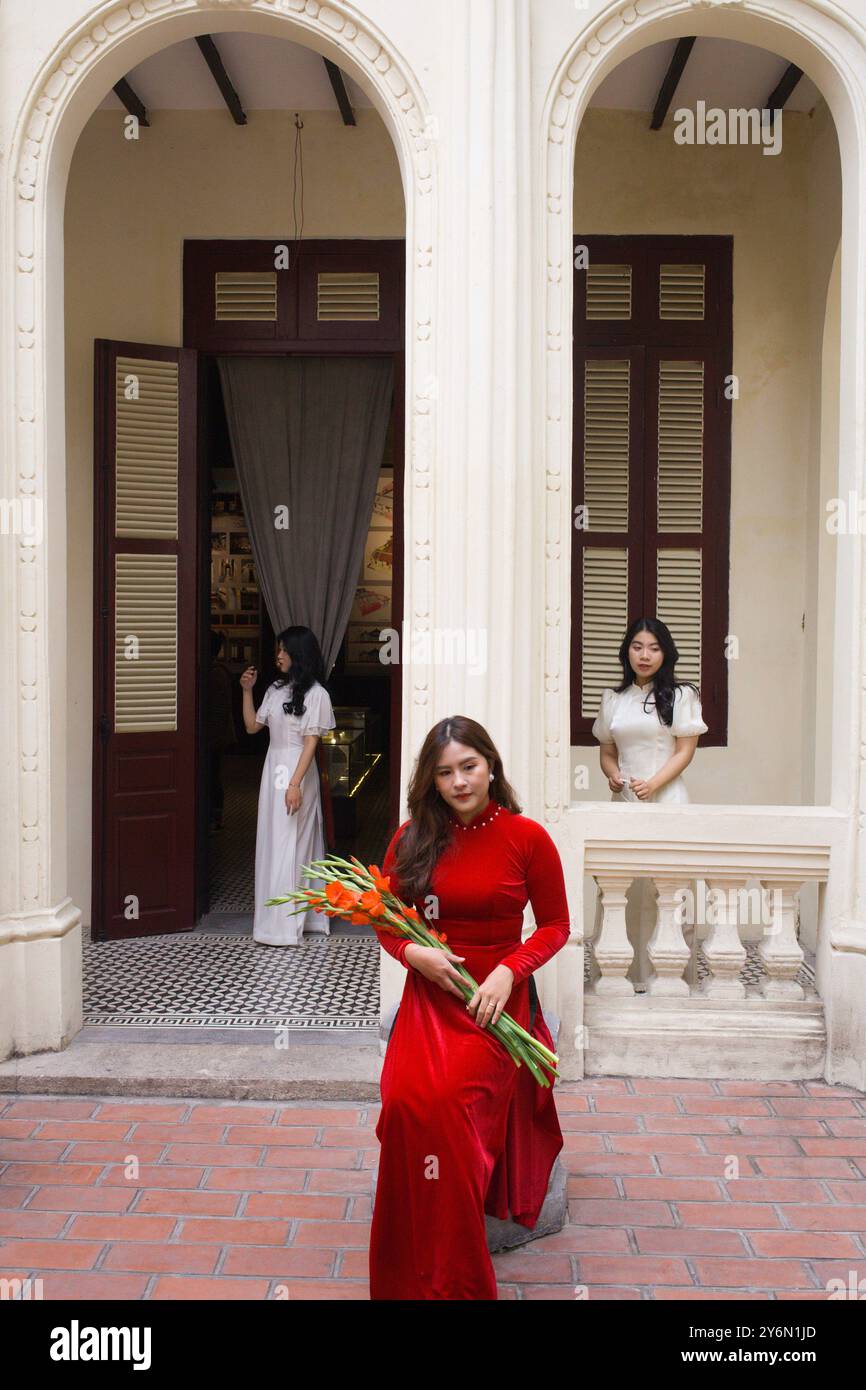 Vietnam, Hanoi, Hang Buom, Centro di Cultura e Arti, persone, Foto Stock