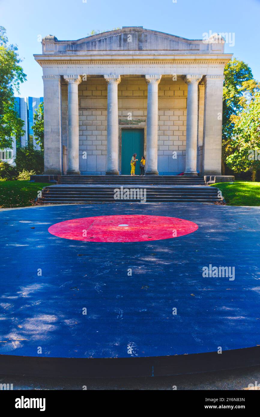 Belgio, Bruxelles, Fiftieth Anniversary Park, il padiglione delle passioni umane. Padiglione Horta-Lambeaux. Padiglione neoclassico del XIX secolo. Foto Stock