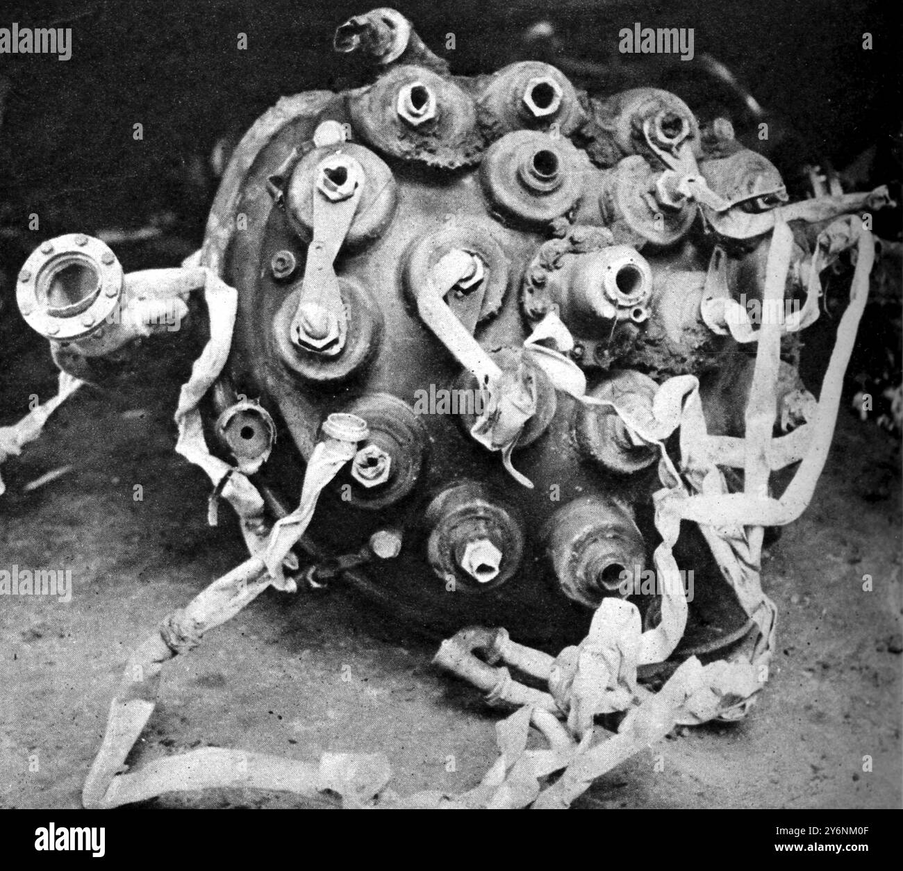Parti di un V-2 l'estremità posteriore dell'unità getto V-2. Si dice che il motore funzioni su una miscela di aria liquida e ossigeno o alcool. Dicembre 1944 ©2004 Topfoto Foto Stock