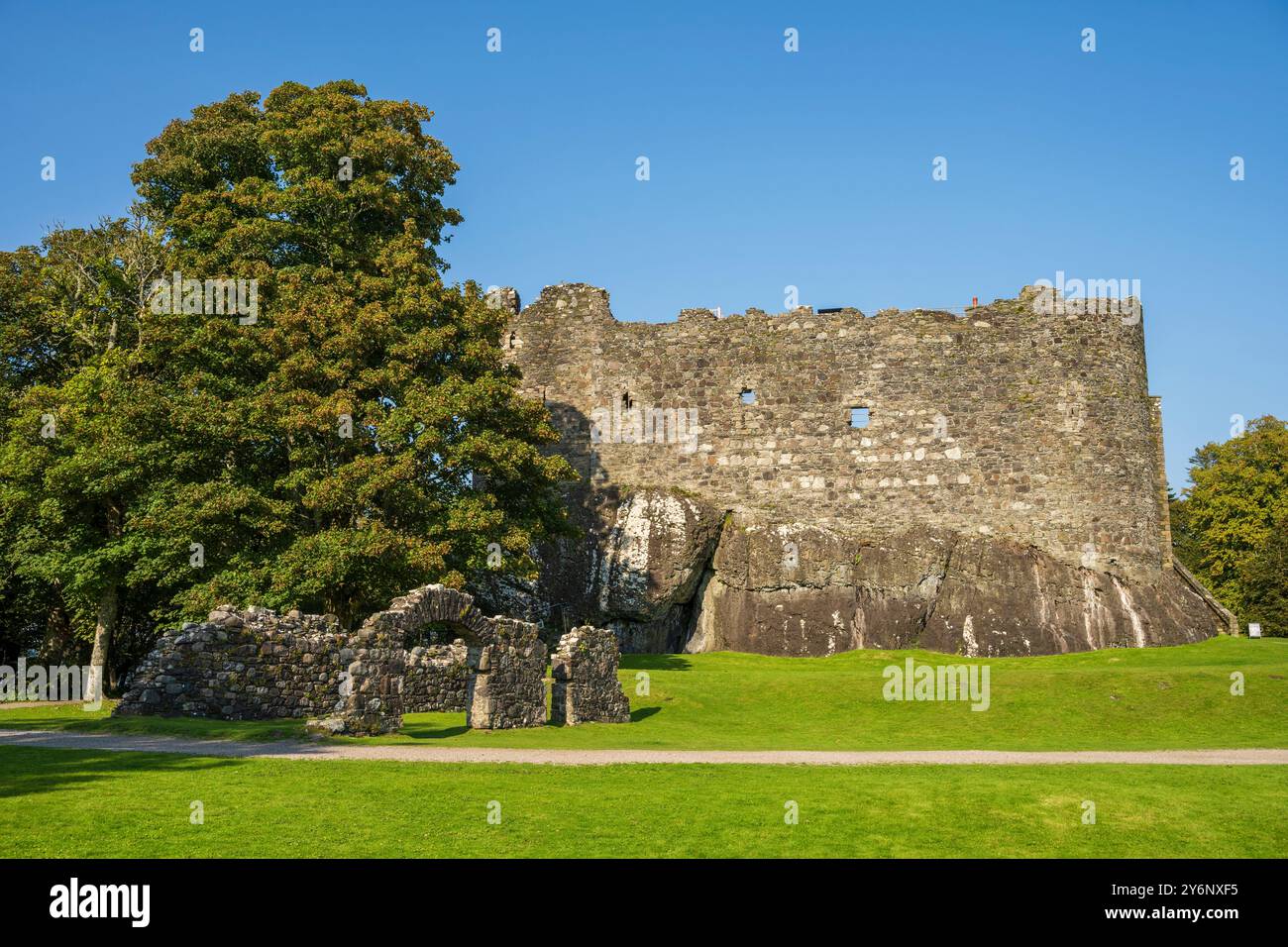 Dunstaffnage Castle and Chapel, vicino Oban, Argyll e Bute, Scozia, Regno Unito Foto Stock