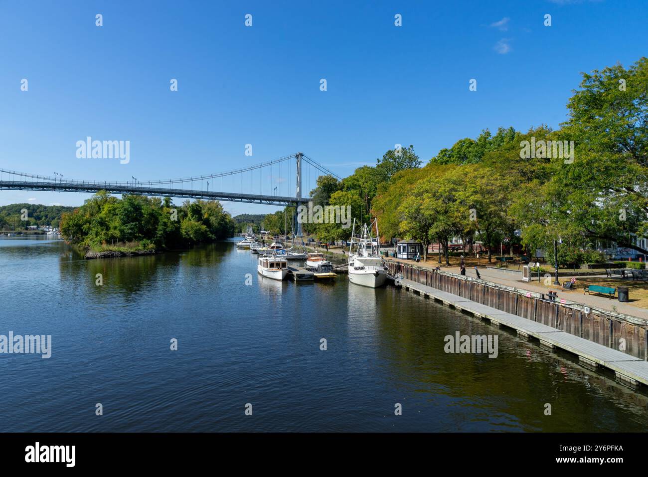 Barche lungo il Rondout Creek a Kingston, New York Foto Stock