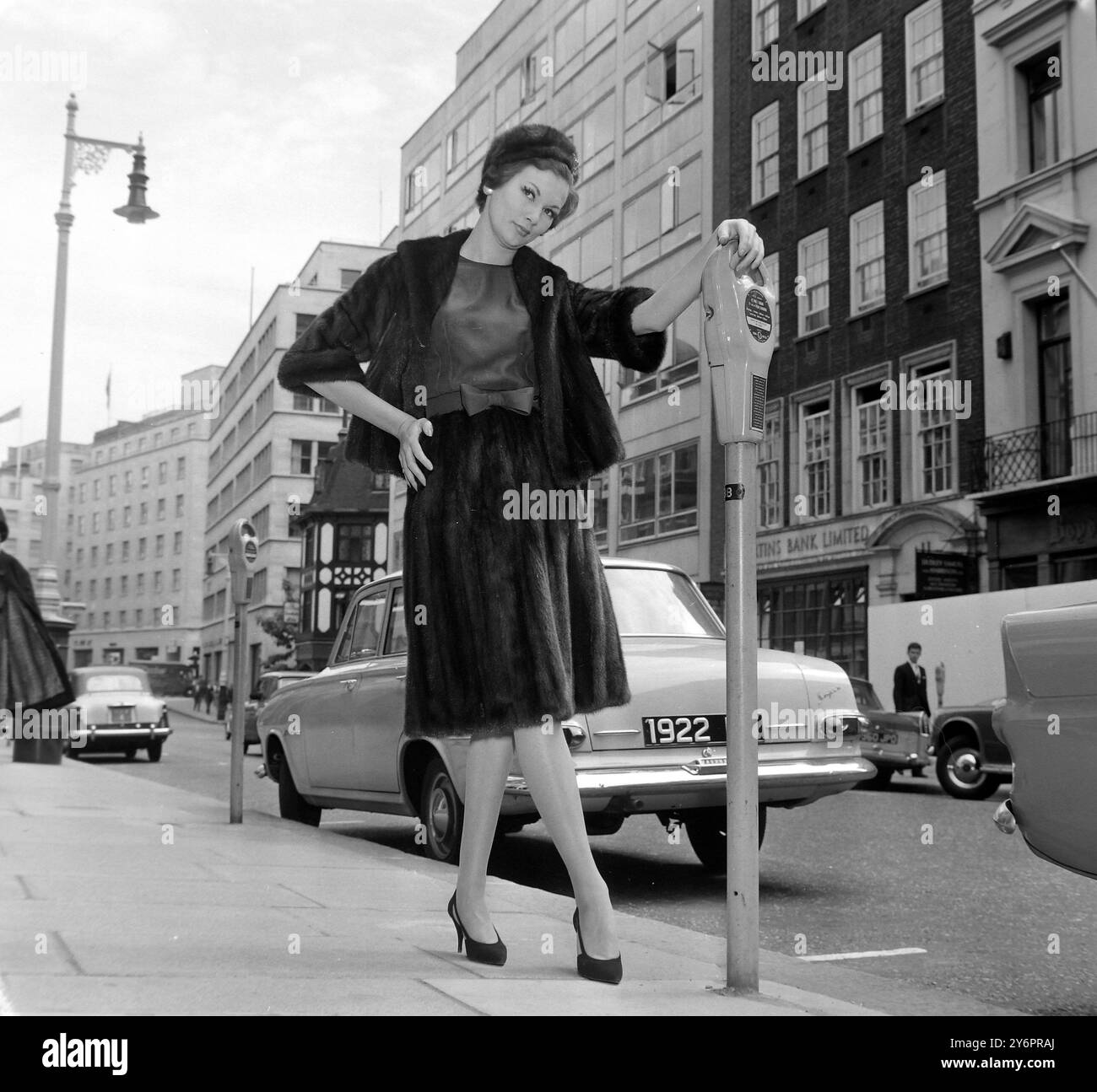 BINNEY MARYANN MODEL / ; 27 LUGLIO 1962 Foto Stock