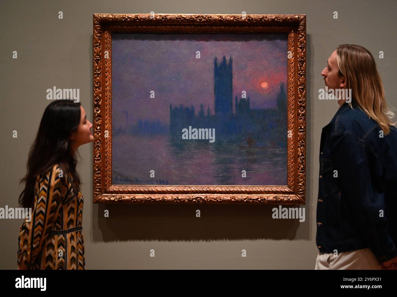 The Griffin Catalyst Exhibition, Monet e Londra. Vedute del Tamigi 27 settembre - 19 gennaio 2025 presso Denise Coates Exhibition Galleries , The Courtauld Gallery ... Foto Stock