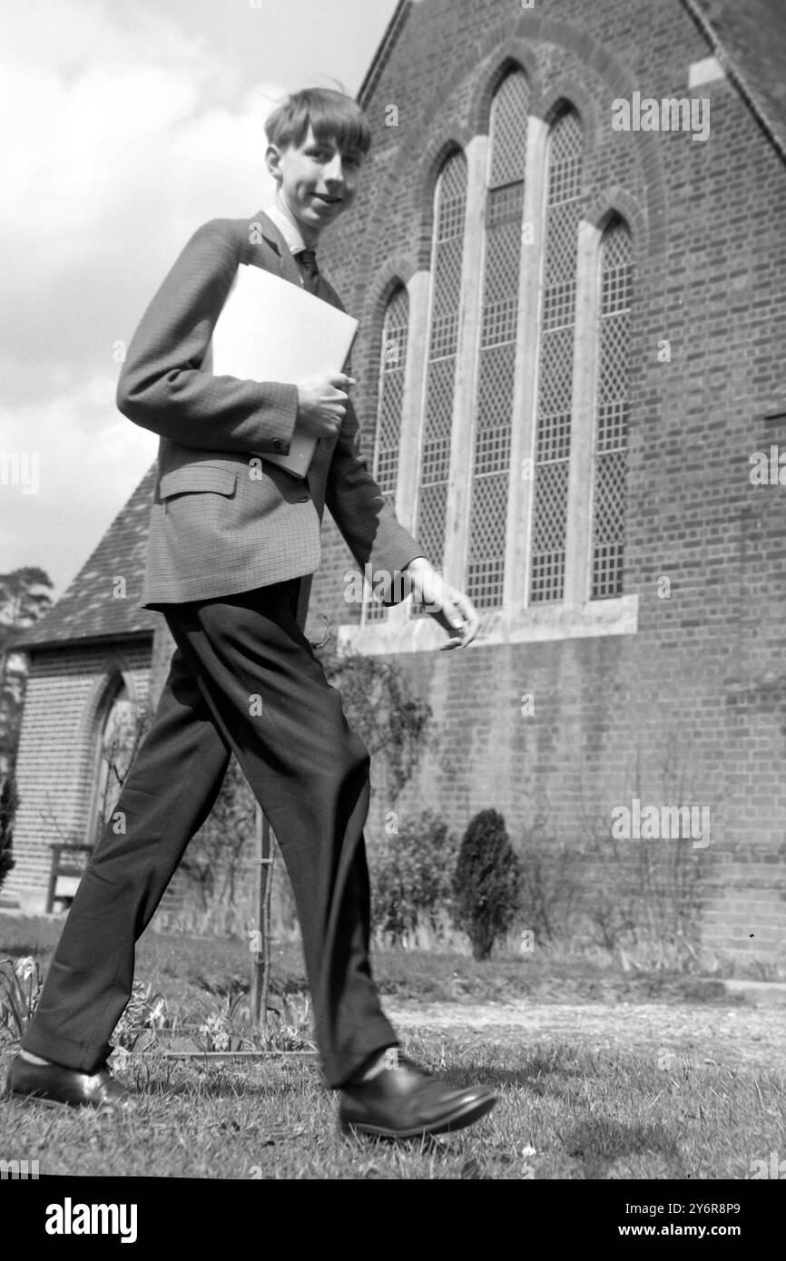 BERNARDO RE - ORGANISTA DELLA CHIESA ADOLESCENZIALE; 4 MAGGIO 1962 Foto Stock