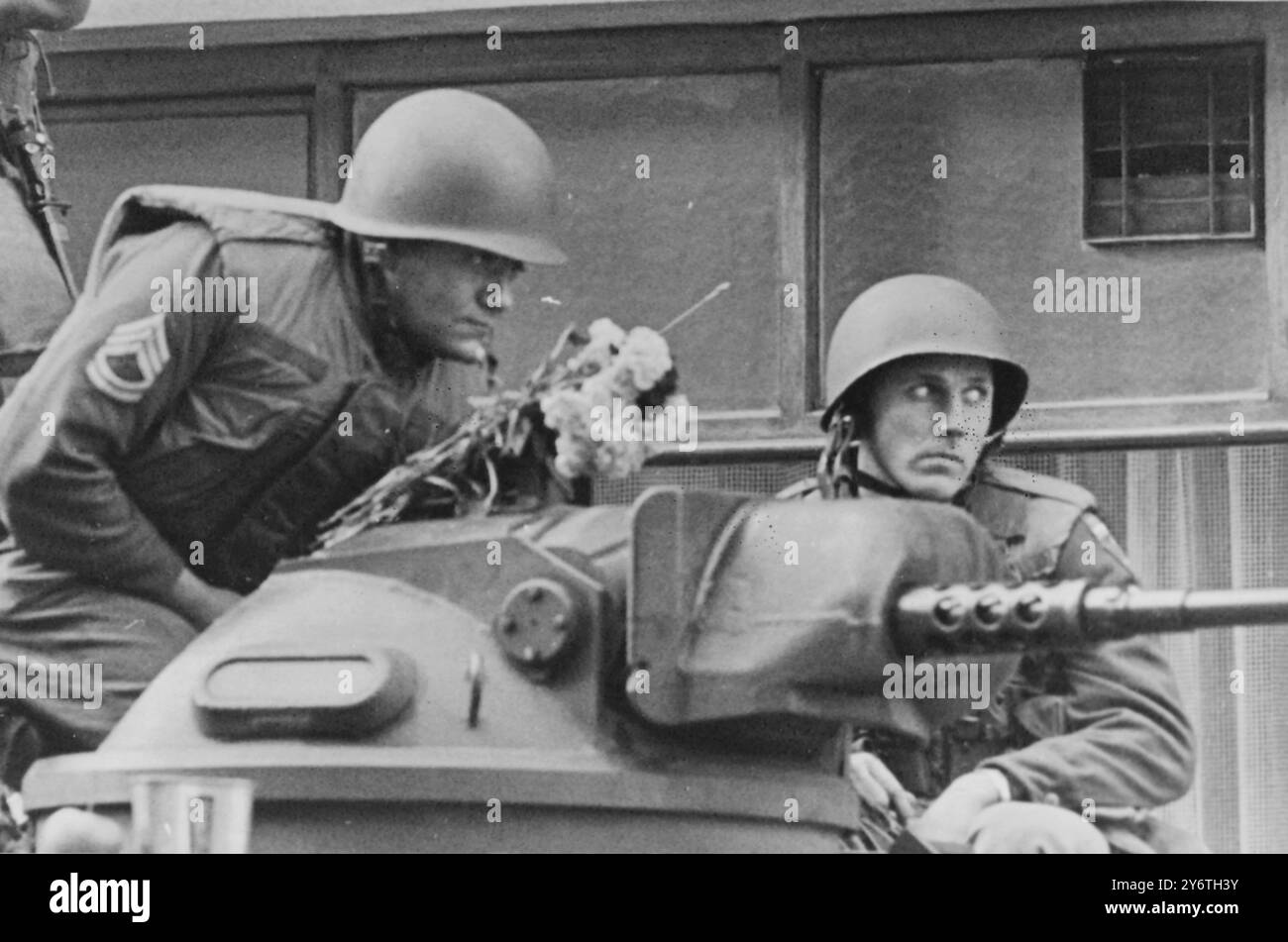 I CARRI ARMATI DELL'ESERCITO AMERICANO IN GERMANIA OVEST IL 28 OTTOBRE 1961 Foto Stock