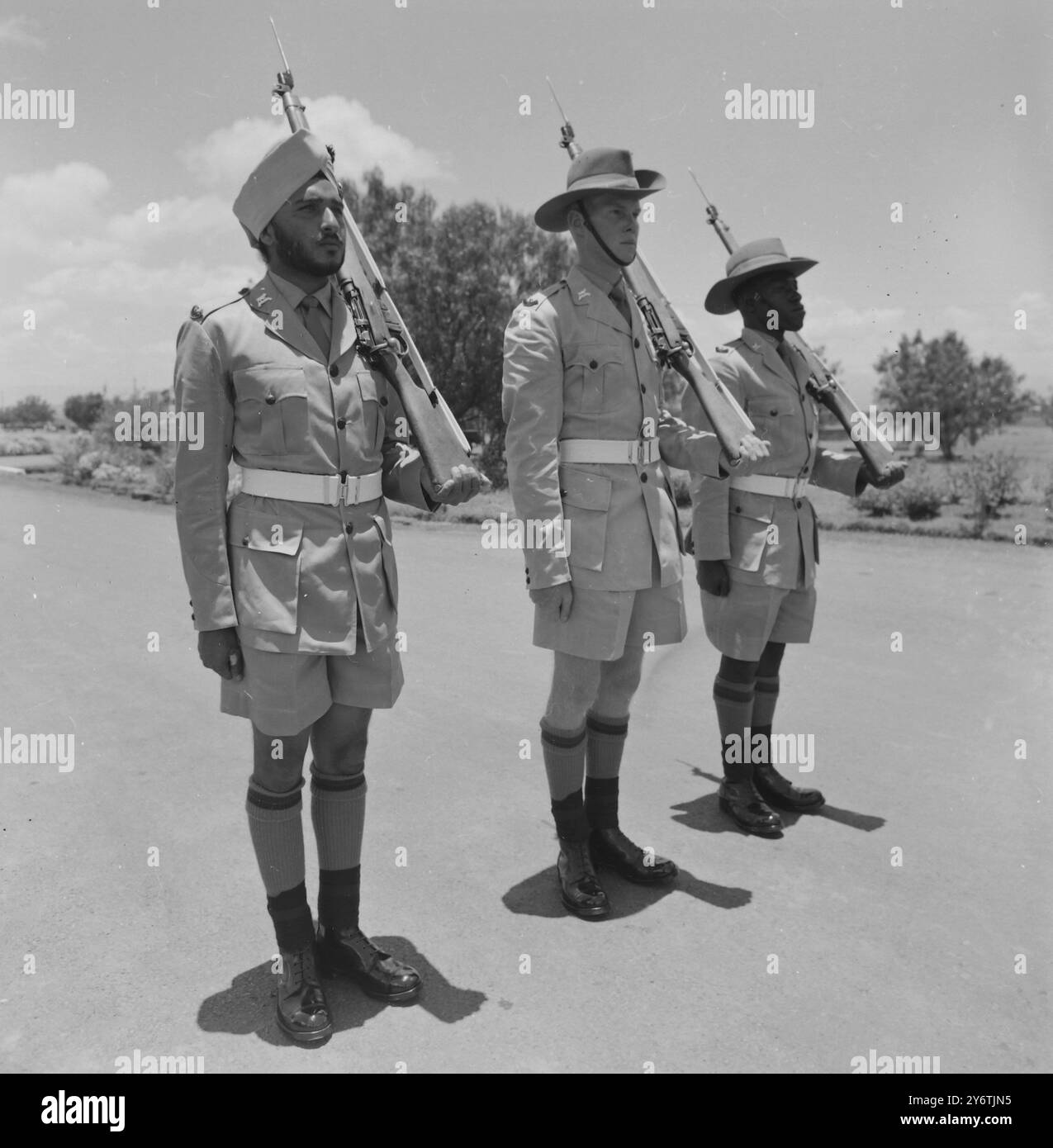 ADDESTRAMENTO DI BASE MULTI-RAZZIALE DELL'ESERCITO NAIROBI 19 OTTOBRE 1961 Foto Stock