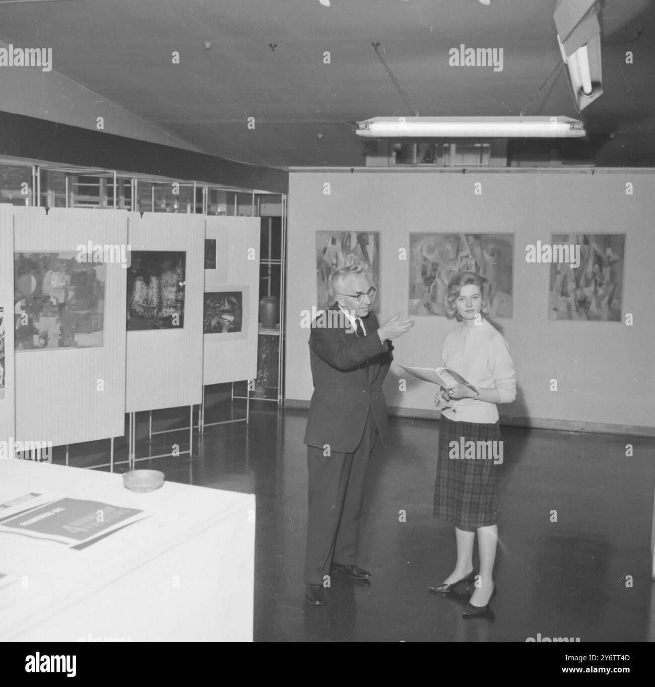 GRABOWSKI M B ALLA MOSTRA D'ARTE NORVEGESE A LONDRA / 15 SETTEMBRE 1961 Foto Stock